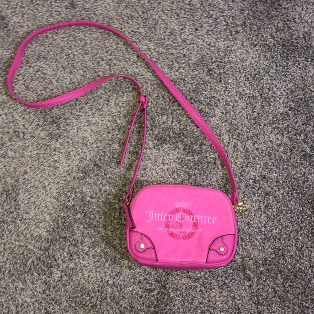 Juicy couture crossbody bag!!💗